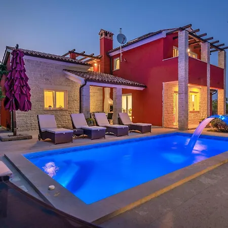 Delle Rondini With Private Wellness Villa
