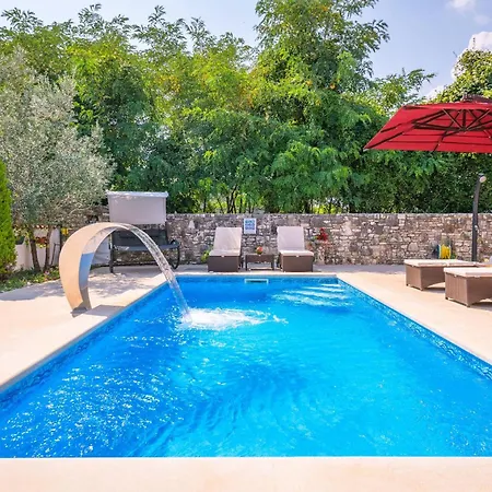 Villa Delle Rondini With Private Wellness