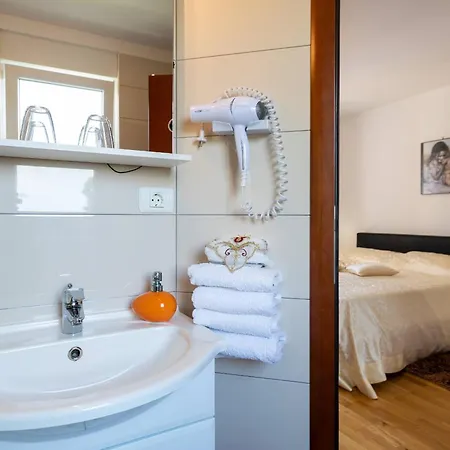 Delle Rondini With Private Wellness *