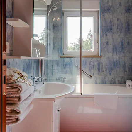 Delle Rondini With Private Wellness Villa