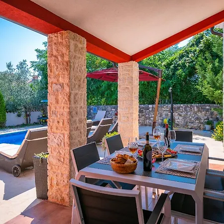 Villa Delle Rondini With Private Wellness *
